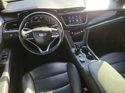 Used 2023 Cadillac XT6 Premium Luxury w/ Technology Package image 21