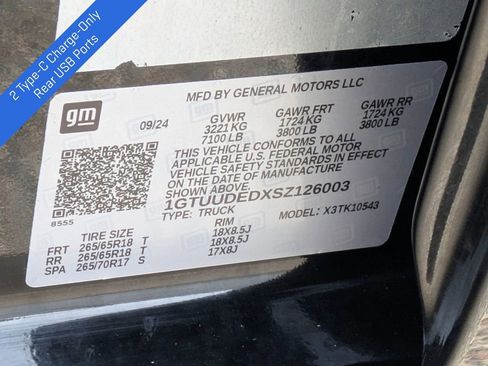 Certified 2025 GMC Sierra 1500 SLT image 49