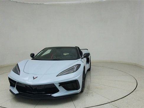 Used 2022 Chevrolet Corvette Stingray Premium Conv w/ Z51 Performance Package image 63