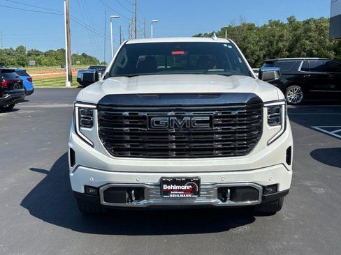 Used 2024 GMC Sierra 1500 Denali Ultimate image 12