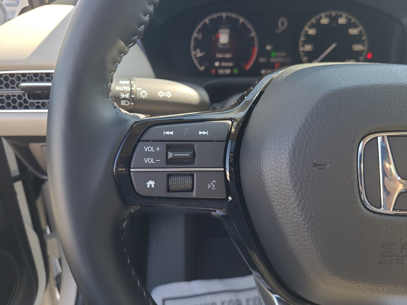 Used 2027 Honda HR-V EX-L image 26