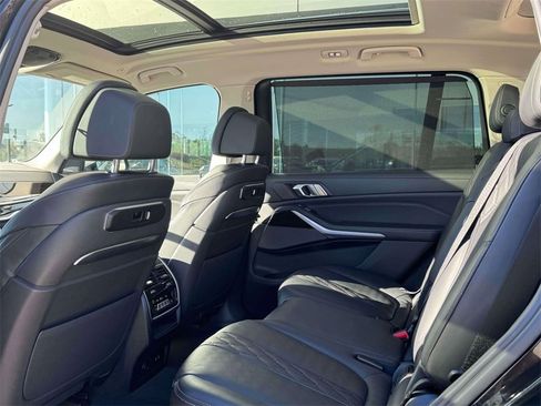 Used 2023 BMW X7 xDrive40i image 19