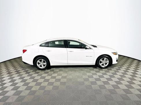 Used 2024 Chevrolet Malibu LT image 11