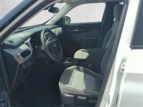Used 2022 Chevrolet TrailBlazer LS FWD image 15