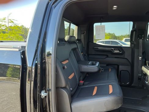 Used 2023 GMC Sierra 1500 AT4 w/ AT4 Premium Package AWD/4WD image 21