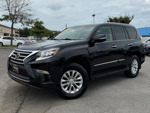 Used 2018 Lexus GX 460 Premium w/ Premium Package AWD/4WD image 2