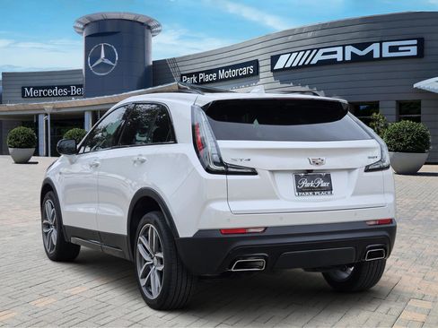 Used 2022 Cadillac XT4 Sport image 4