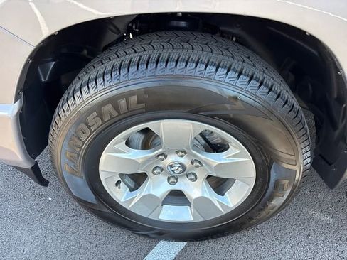 Used 2024 RAM 1500 Lone Star image 34