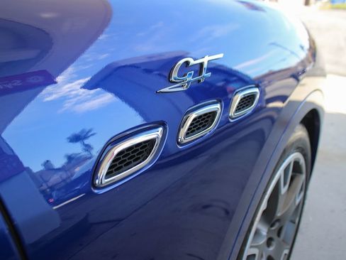 Used 2023 Maserati Levante GT image 29