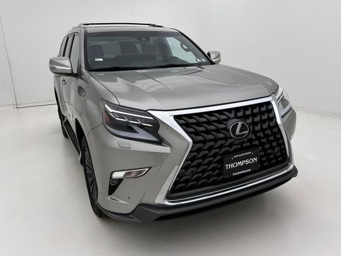 Used 2021 Lexus GX 460 Premium AWD/4WD image 3