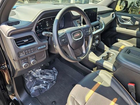 Used 2024 GMC Yukon AT4 w/ AT4 Premium Package AWD/4WD image 22