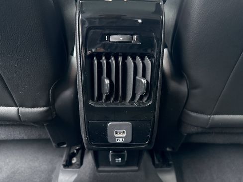 Used 2022 Jeep Compass Limited AWD/4WD image 18