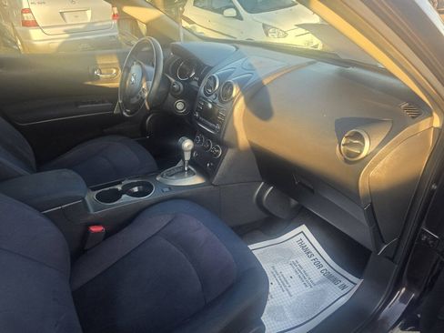 Used 2014 Nissan Rogue S w/ Convenience Package FWD image 8