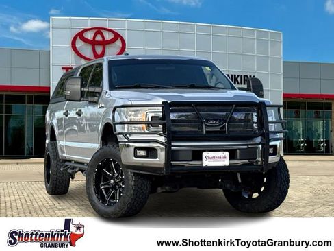 Used 2018 Ford F150 XLT image 1