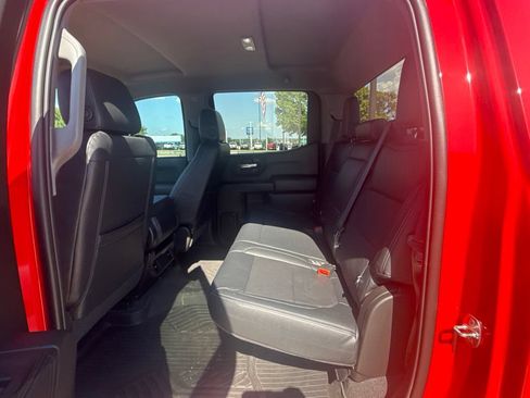 Used 2021 Chevrolet Silverado 1500 Custom Trail Boss w/ Safety Confidence Package AWD/4WD image 11