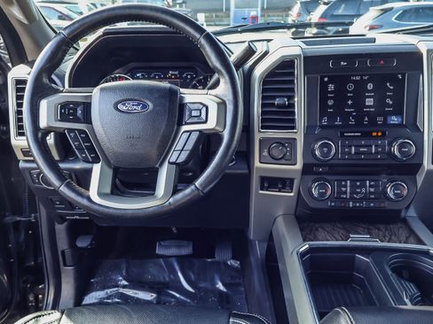 Used 2018 Ford F350 Lariat w/ Lariat Ultimate Package image 3