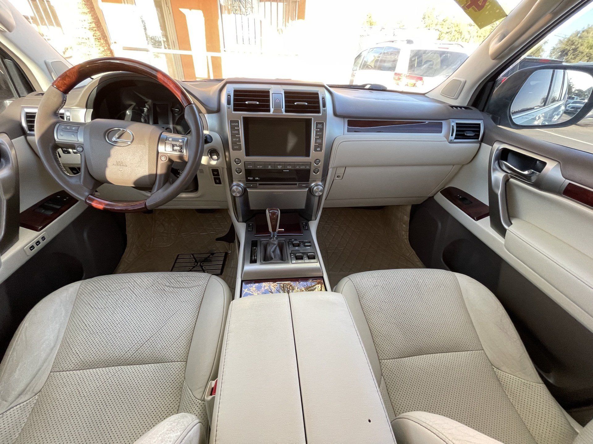 Used 2010 Lexus GX 460 Premium AWD/4WD image 15