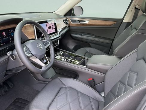 New 2026 Volkswagen Atlas SE FWD image 29