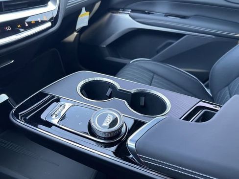 New 2026 Cadillac Lyriq V image 17