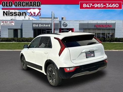 Used 2023 Kia Niro Wind w/ Wind Preserve Package FWD image 8