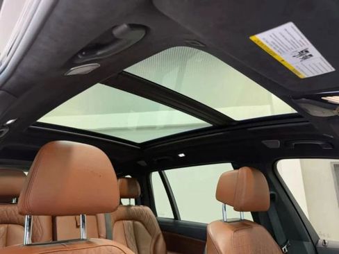 Used 2019 BMW X7 xDrive50i w/ Dynamic Handling Package AWD/4WD image 31