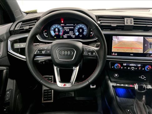 Certified 2025 Audi Q3 2.0T Premium Plus w/ Premium Plus Package image 8