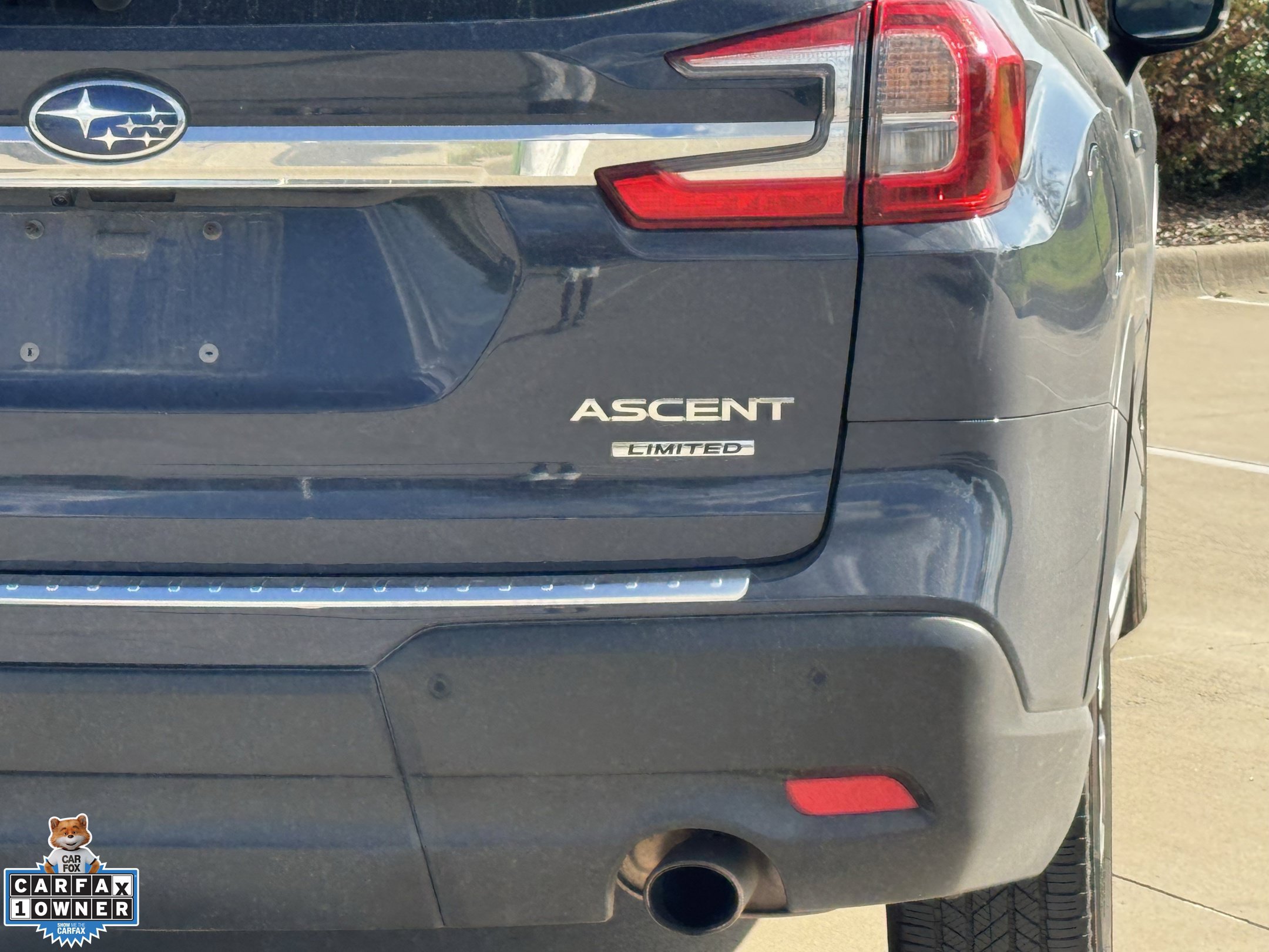 Used 2024 Subaru Ascent Limited w/ Technology Package AWD/4WD image 7
