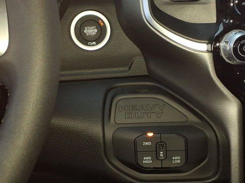 New 2026 RAM 2500 Big Horn AWD/4WD image 10