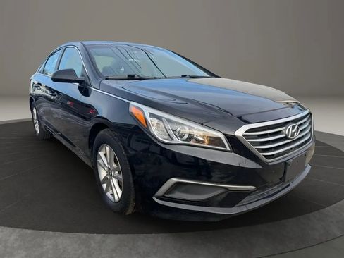 Used 2016 Hyundai Sonata SE image 3