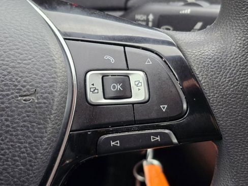 Used 2017 Volkswagen Jetta S w/ Jetta S Cold Weather Package image 13