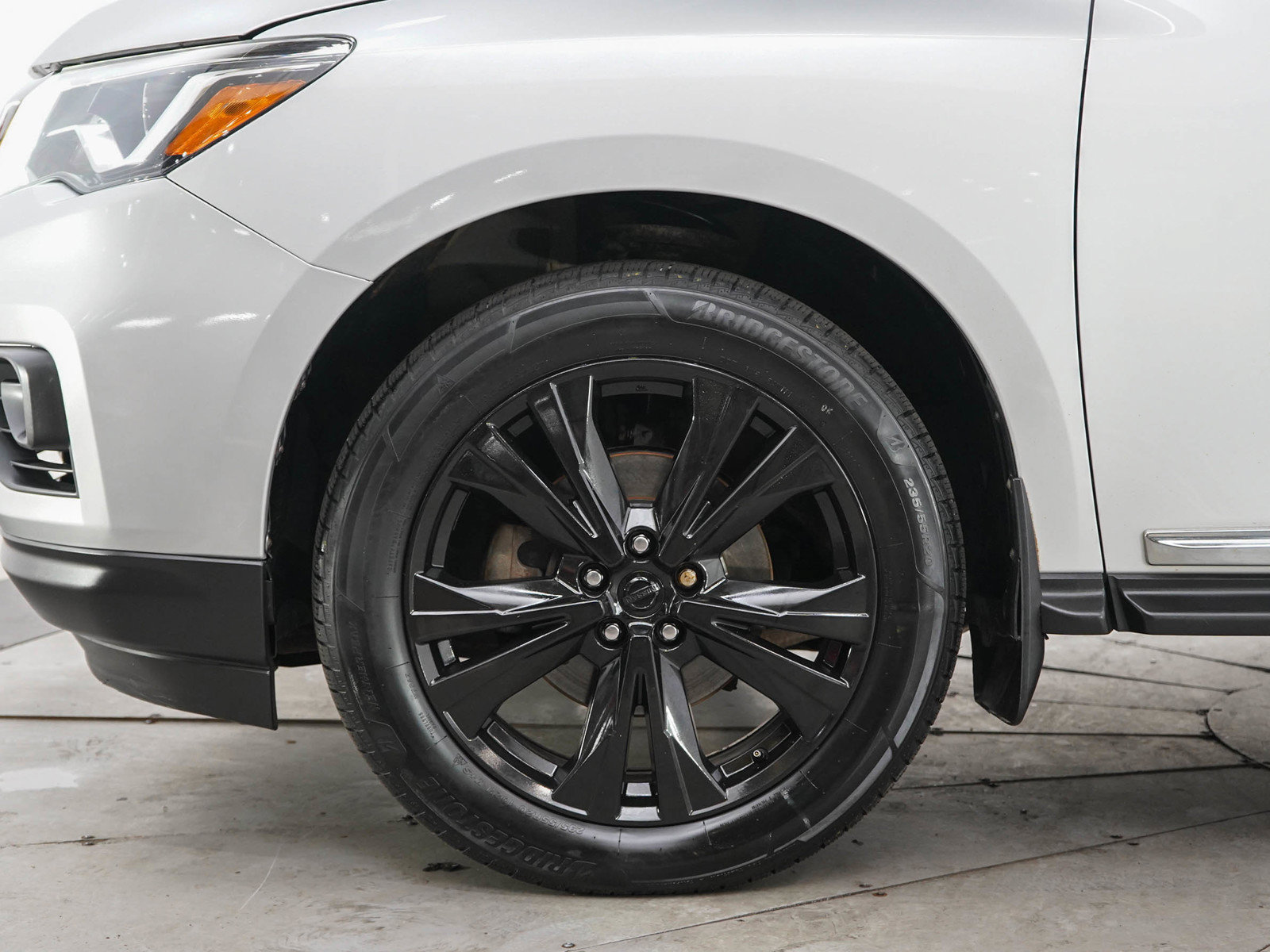 Used 2018 Nissan Pathfinder Platinum w/ Cargo Package AWD/4WD image 31