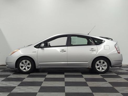 Used 2009 Toyota Prius w/ Pkg 5 FWD image 4