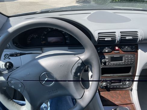 Used 2003 Mercedes-Benz C 320 Sedan image 19