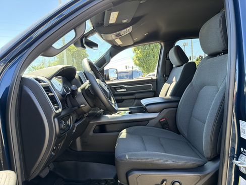 Used 2022 RAM 1500 Big Horn AWD/4WD image 10