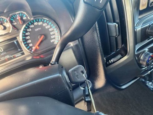 Used 2018 Chevrolet Silverado 1500 LT w/ All Star Edition image 18