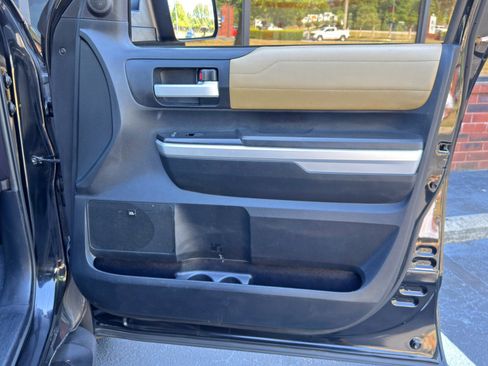 Used 2014 Toyota Tundra Limited w/ Limited Premium Package AWD/4WD image 41
