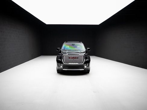 Used 2023 GMC Yukon XL Denali image 82