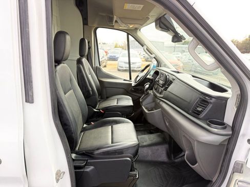 Used 2020 Ford Transit 250 Medium Roof image 14