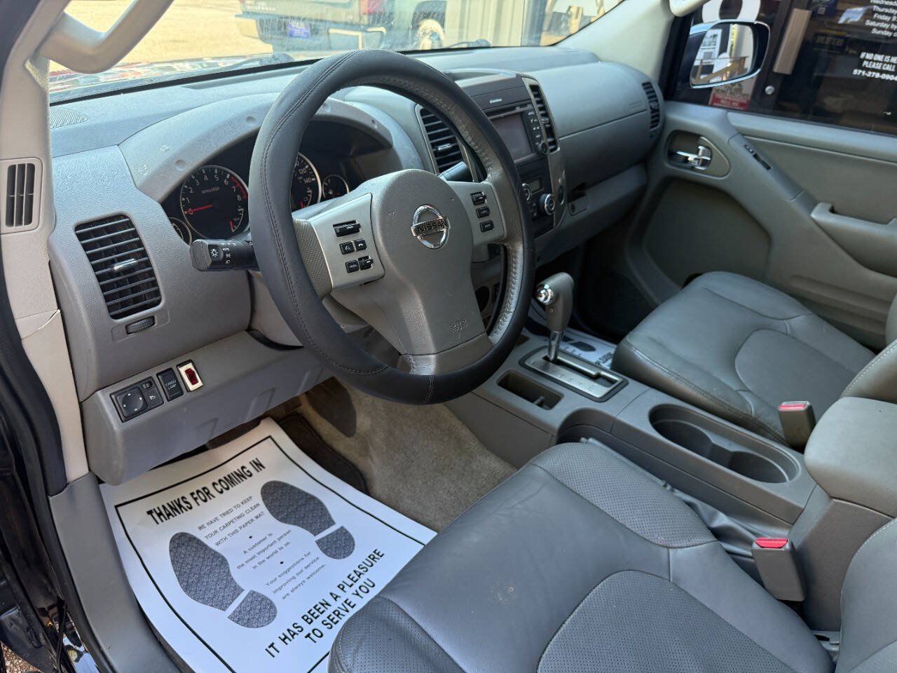 Used 2015 Nissan Frontier SL w/ Moonroof Package RWD image 12