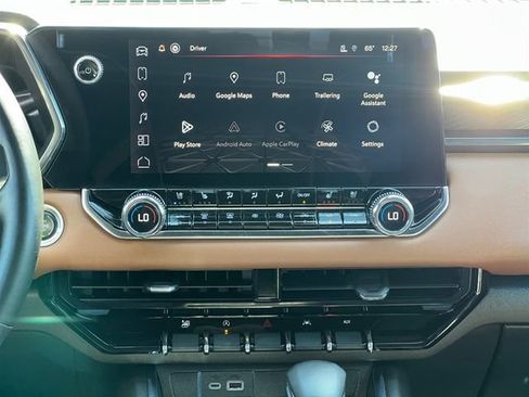 Used 2023 GMC Canyon AT4 w/ AT4 Premium Package image 18