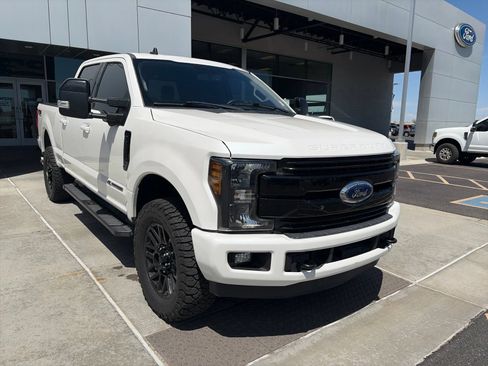 Used 2019 Ford F350 Lariat AWD/4WD image 7