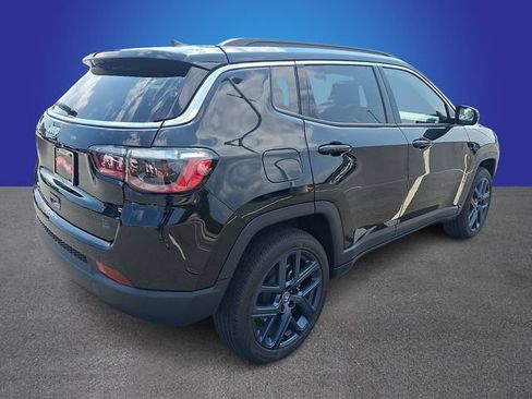 New 2026 Jeep Compass Latitude AWD/4WD image 3