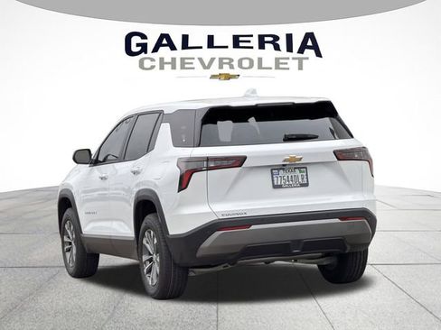 New 2026 Chevrolet Equinox LT w/ Convenience Package II FWD image 5