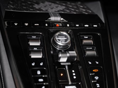 Used 2025 Aston Martin DBX 707 image 38