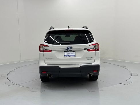 Used 2025 Subaru Ascent Touring image 4