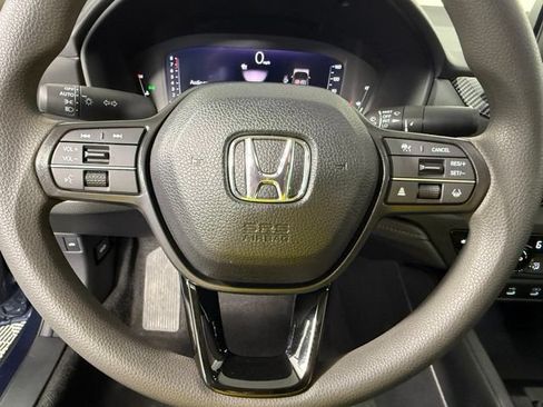 Used 2025 Honda Accord SE image 18