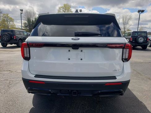 New 2026 Ford Explorer ST-Line AWD/4WD image 4