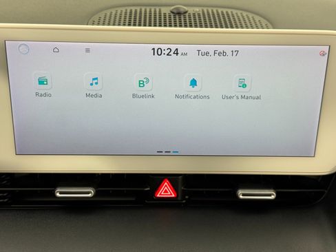 Used 2023 Hyundai Ioniq 5 SE image 24