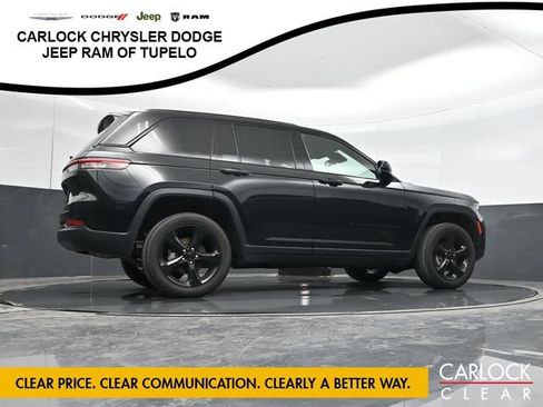 Used 2023 Jeep Grand Cherokee Altitude AWD/4WD image 46