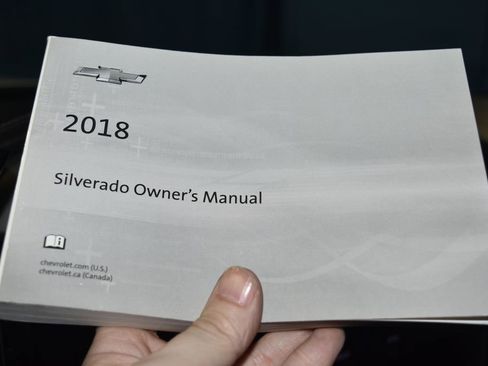 Used 2018 Chevrolet Silverado 1500 High Country image 11